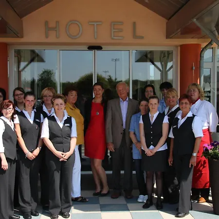 Hotel Atrium Krueger 3*