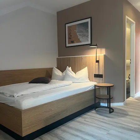 Atrium Krueger מלון 3*